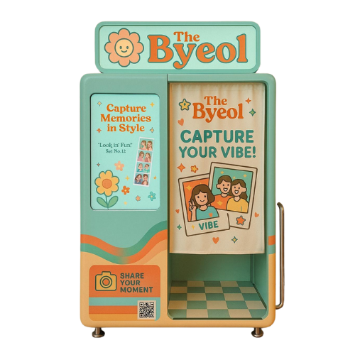 Retro mint-orange enclosure booth—Capture Your Vibe